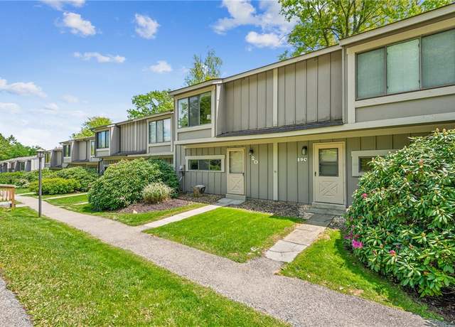 Property at 20 Craighead Dr, Hidden Valley, PA 15502, 3 beds, 2 baths