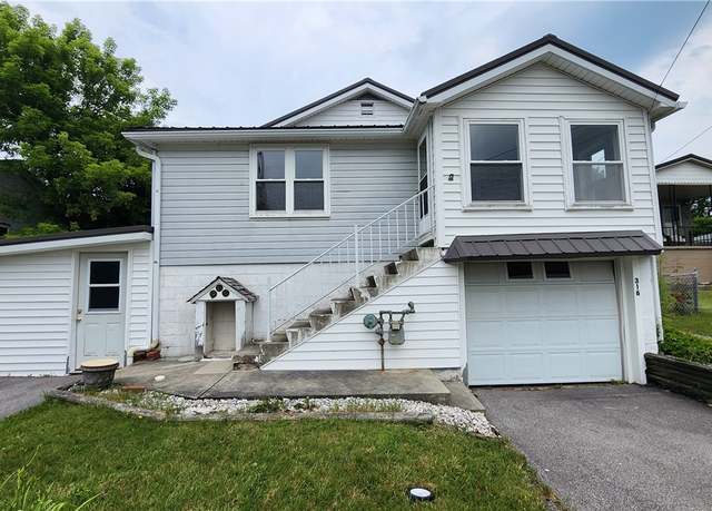 Property at 316 Susquehanna St, Boswell Boro, PA 15531, 3 beds, 1.5 baths
