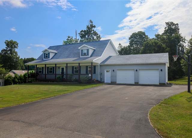 Property at 230 Emrick Dr, Cranberry Twp - Ven, PA 16346, 4 beds, 3 baths