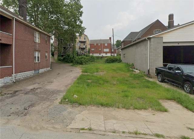 Property at 407 Center St, E Pittsburgh, PA 15112