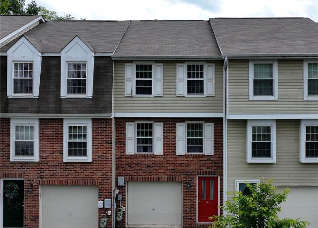 Property at 112 Rossmor Ct, Ross Twp, PA 15229, 2 beds, 1.5 baths