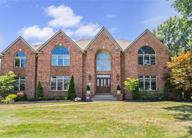 Property at 232 Alaqua Dr, Ohio Twp, PA 15143, 4 beds, 5 baths