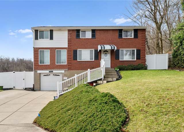 Property at 946 Timberland Ave, Brookline, PA 15226, 4 beds, 2.5 baths