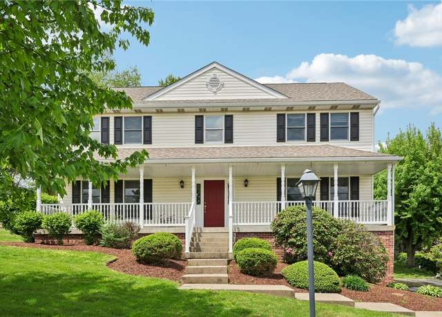 Property at 1025 Manor Vue Ct, Murrysville, PA 15626, 4 beds, 2.5 baths