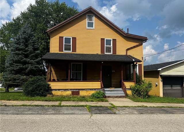 Property at 419 Hawthorne St, New Castle/3rd, PA 16101, 4 beds, 1.5 baths