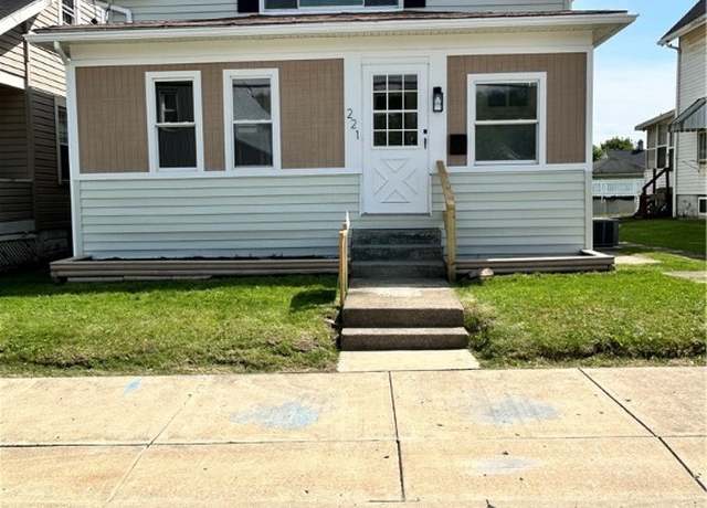 Property at 221 Line Ave, Ellwood City - Law, PA 16117, 3 beds, 1.5 baths