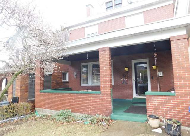 Property at 128 Scout Ave, Carrick, PA 15210, 3 beds, 1 bath
