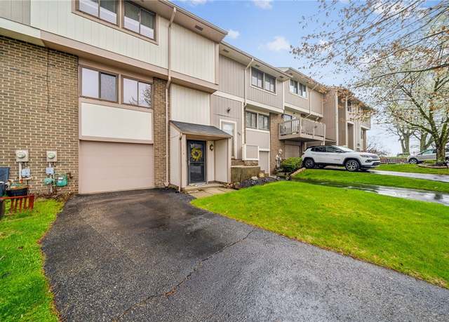 Property at 114 Rampart Ct, Plum Boro, PA 15068, 3 beds, 1.5 baths