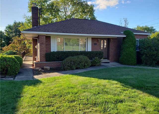Property at 1111 Ridge Rd, Harmony Twp - Bea, PA 15003, 2 beds, 2 baths