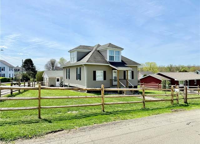 Property at 901 Market St, Scottdale, PA 15683, 3 beds, 1 bath