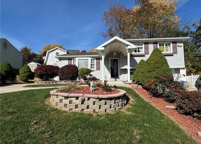 Property at 1766 Ivanhoe Dr, North Huntingdon, PA 15642, 3 beds, 2 baths