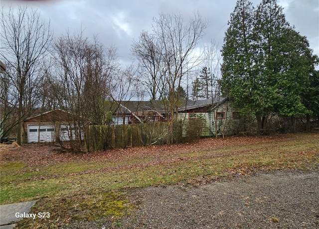 Property at 1212 Gravel Bar Rd, Parks Twp, PA 15690, 2 beds, 1 bath
