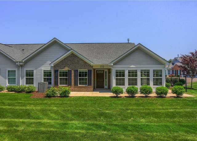 Property at 705 Spring Valley Dr, Jackson Twp - But, PA 16063, 2 beds, 2 baths