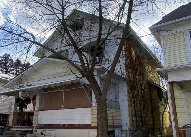 Property at 1515 Woodmont Ave, Arnold, PA 15068, 2 beds, 1 bath