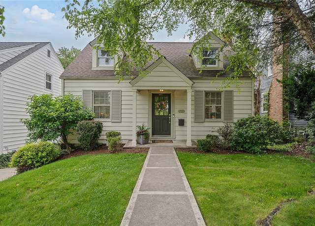 Property at 727 Vermont Ave, Mt. Lebanon, PA 15234, 3 beds, 1.5 baths