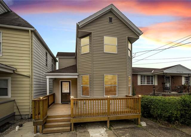 Property at 1022 2nd Ave, Coraopolis, PA 15108, 3 beds, 2 baths