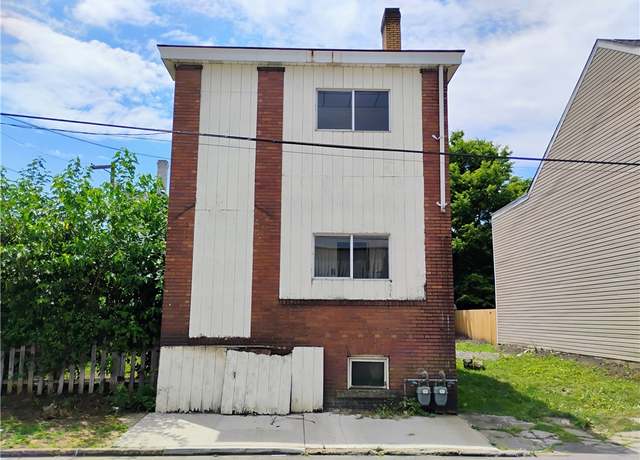 Property at 9 5th St, Sharpsburg, PA 15215, 4 beds, 2 baths
