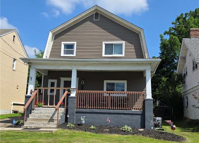 Property at 3107 Churchview Ave, Baldwin Boro, PA 15227, 3 beds, 1.5 baths