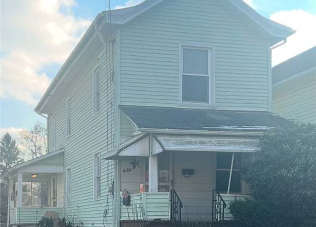 Property at 428 E Division St, New Castle/5th, PA 16101, 3 beds, 1 bath