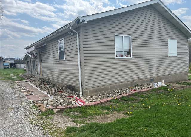 Property at 512 Dexter Rd, Upper Tyrone Twp, PA 15683, 5 beds, 2 baths