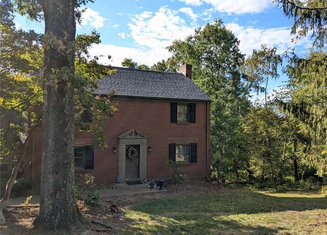Property at 220 Guyasuta Rd, Fox Chapel, PA 15215, 4 beds, 3.5 baths