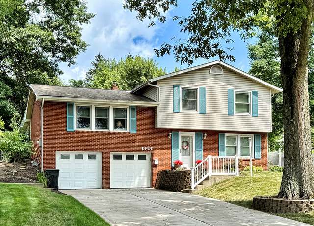 Property at 1343 Centerman Ave, Bethel Park, PA 15102, 3 beds, 2.5 baths
