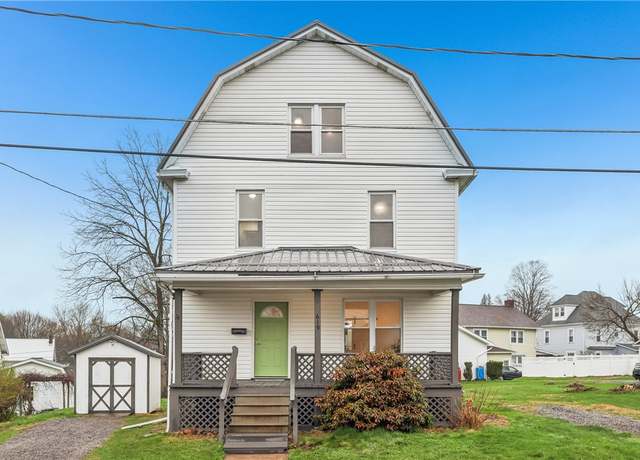 Property at 619 Barmore Ave, Grove City Boro, PA 16127, 4 beds, 2.5 baths