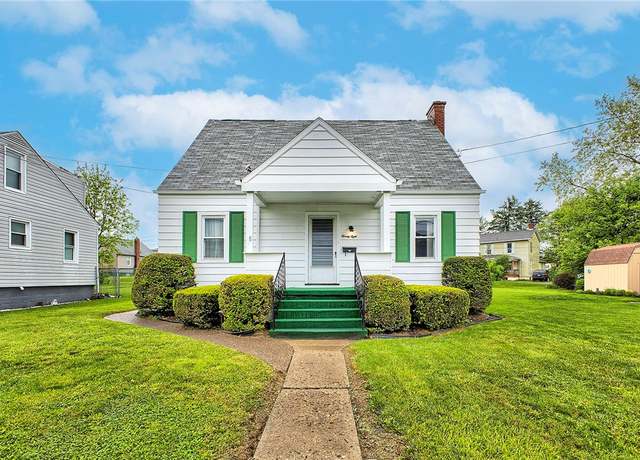 Property at 28 E Monroe St, Latrobe, PA 15650, 3 beds, 1 bath