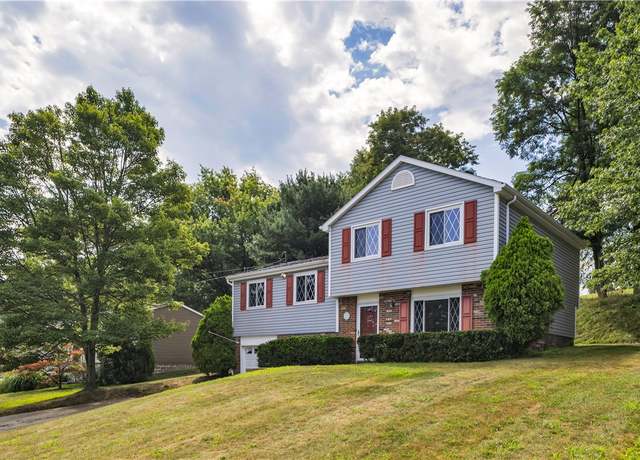 Property at 18 Bock Ln, Baden, PA 15005, 3 beds, 1 bath