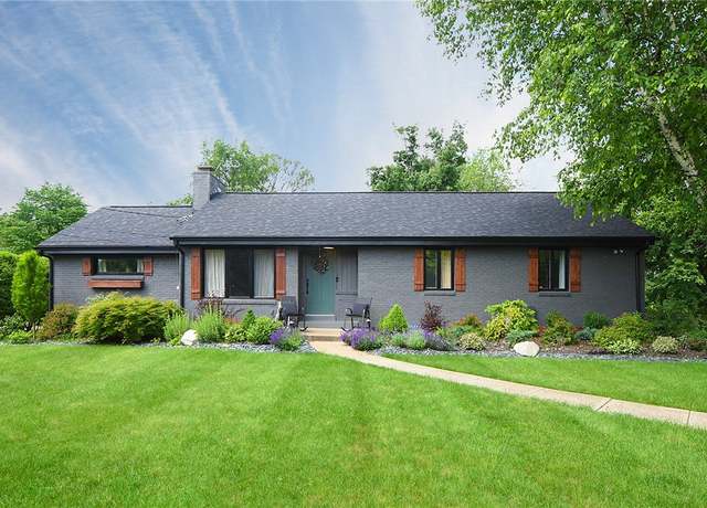 Property at 422 Center Church, Peters Twp, PA 15317, 4 beds, 3 baths