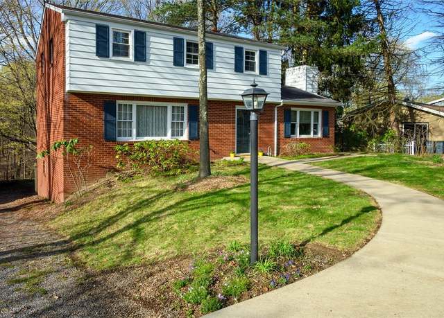 Property at 134 Pilgrim Dr, Leet Twp, PA 15143, 3 beds, 2.5 baths