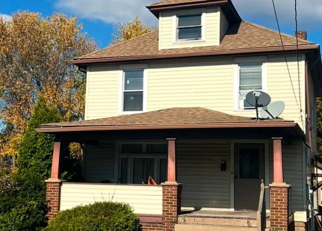 Property at 809 E Lutton St, New Castle/4th, PA 16101, 3 beds, 1 bath