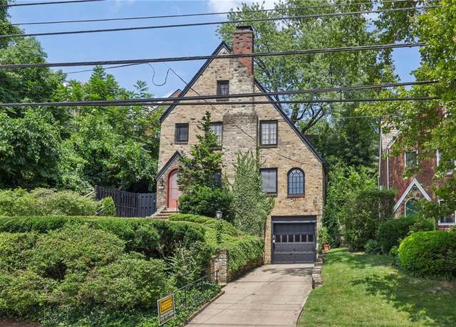 Property at 6727 Wilkins Ave, Point Breeze, PA 15217, 4 beds, 2.5 baths
