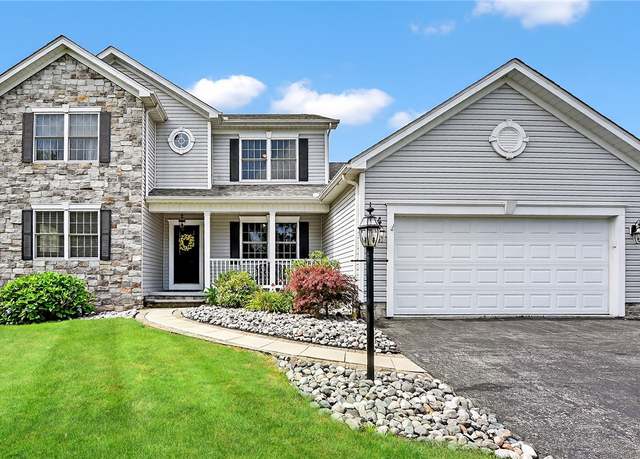 Property at 36 Andrews Ave, Derry Twp, PA 15671, 4 beds, 2.5 baths