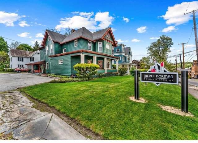 Property at 334 E State St, Sharon, PA 16146, 3 beds, 3.5 baths