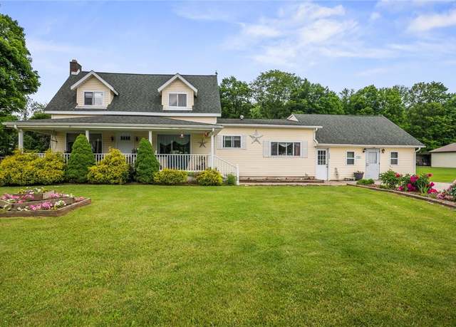 Property at 500 Kinsman Rd, Green Twp, PA 16134, 4 beds, 2.5 baths