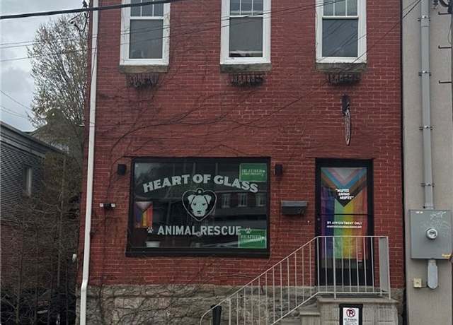 Property at 99 S 10th St, South Side, PA 15203, 2 beds, 1 bath
