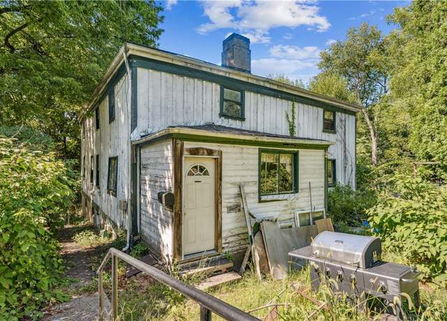 Property at 5601 Duncan St, Lawrenceville, PA 15201, 4 beds, 1 bath