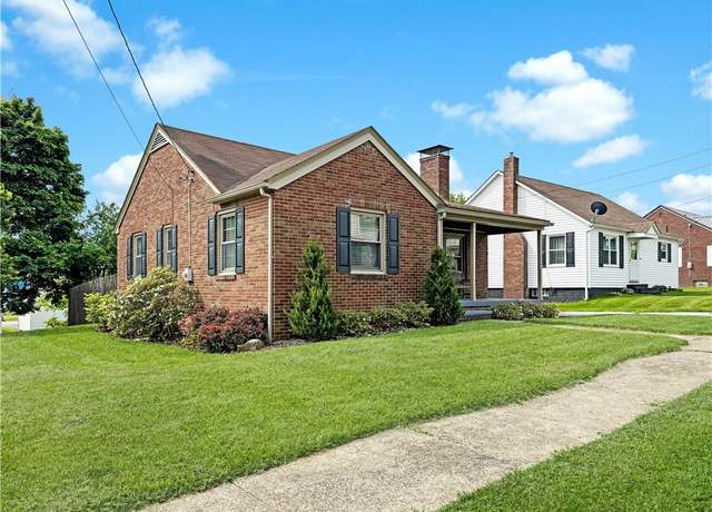Property at 940 Warren Ave, New Castle/4th, PA 16101, 2 beds, 1.5 baths
