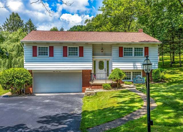 Property at 3912 Milton Dr, Richland, PA 15044, 3 beds, 2.5 baths