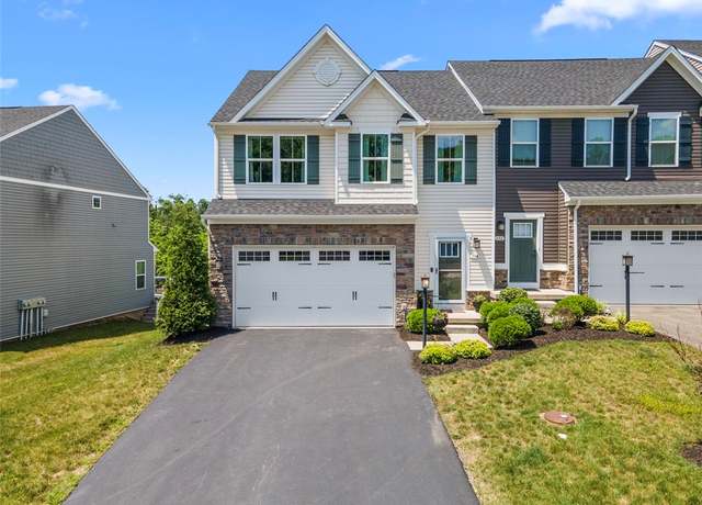 Property at 134 Black Oak Ln, Cecil, PA 15057, 4 beds, 3.5 baths