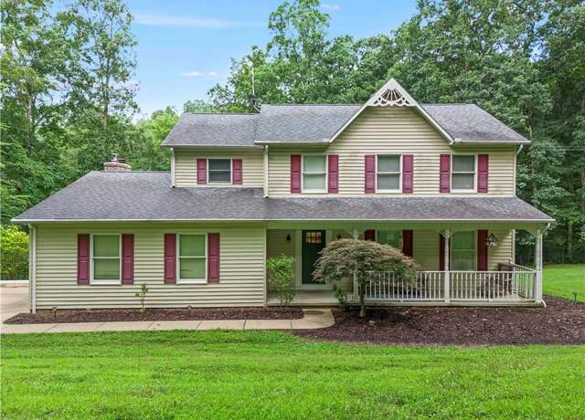 Property at 221 Urquhart Rd, North Bethlehem, PA 15360, 4 beds, 4.5 baths