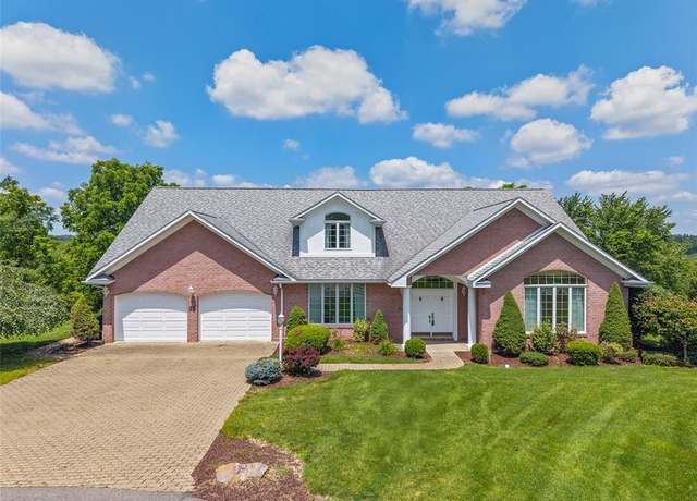 Property at 21 Timbercrest Cir, Cecil, PA 15321, 3 beds, 4 baths