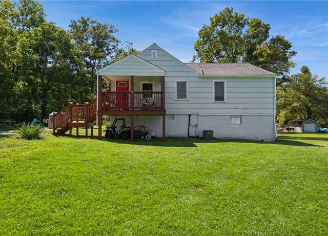 Property at 1209 1/2 Davis St, Natrona Hts/harrison Twp., PA 15065, 3 beds, 1 bath