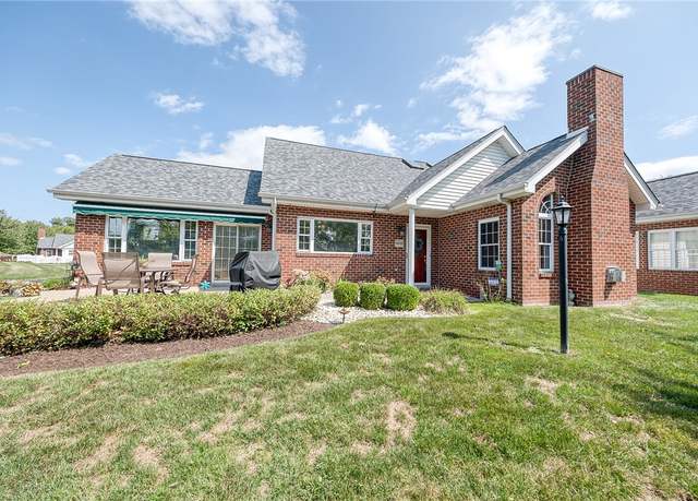 Property at 5003 Whispering Pnes, Murrysville, PA 15668, 2 beds, 2.5 baths