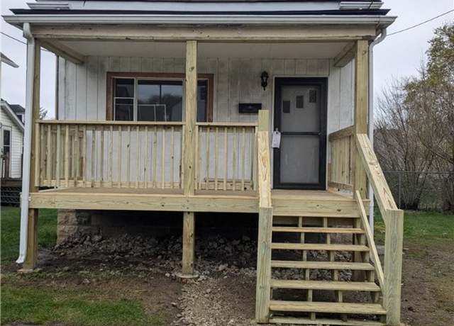 Property at 218 S East Ln, Blairsville Area, PA 15717, 2 beds, 1 bath