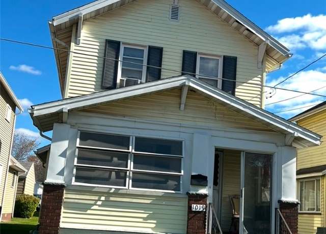 Property at 1019 Summit St, New Castle/5th, PA 16101, 2 beds, 1 bath