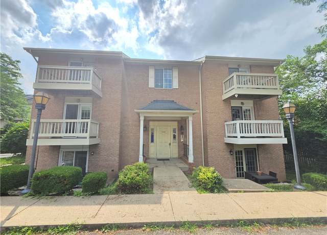Property at 3266 Ward St #3, Oakland, PA 15213, 2 beds, 1 bath