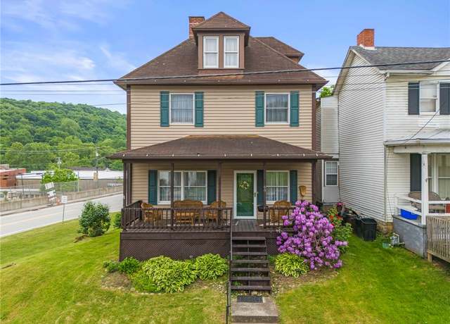 Property at 68 E Elm St, Waynsbrg/frankln Twp, PA 15370, 3 beds, 1.5 baths