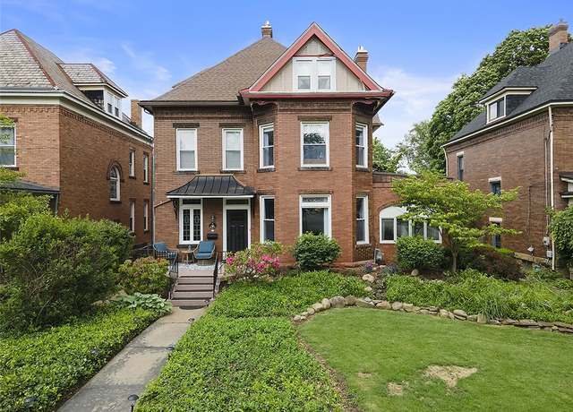 Property at 194 Beaver St, Beaver, PA 15009, 5 beds, 4.5 baths